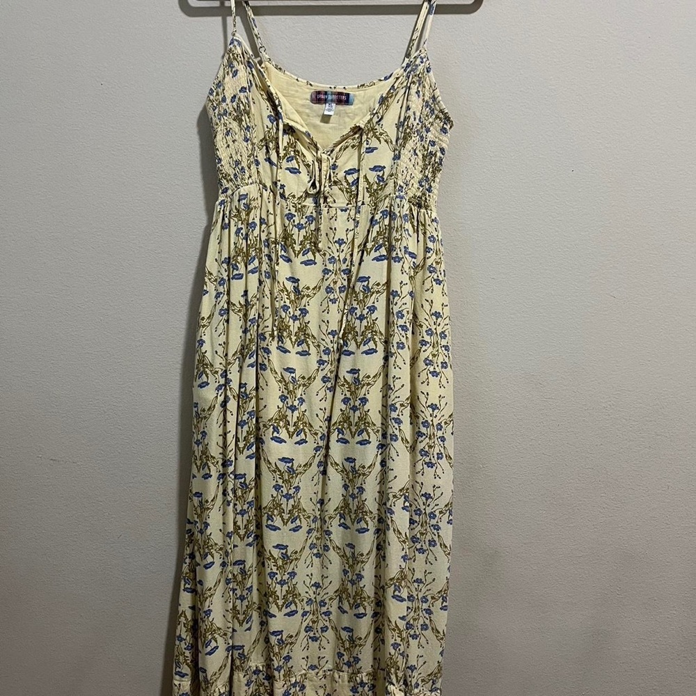 🤍Floral Urban Outfitters Maxi Dress🤍
